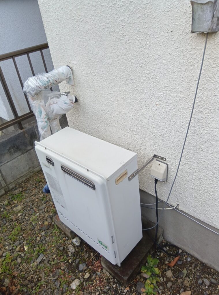 ふろ給湯器（エコジョーズ） 青梅市 E様邸 before