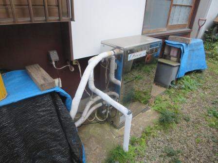 ふろ給湯器（エコジョーズ）　日の出町 N様邸 before