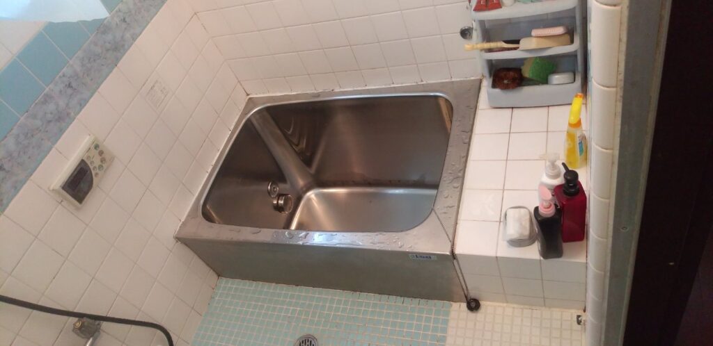 浴室リフォーム・ふろ給湯器（マイクロバブル） 福生市 K様邸 before