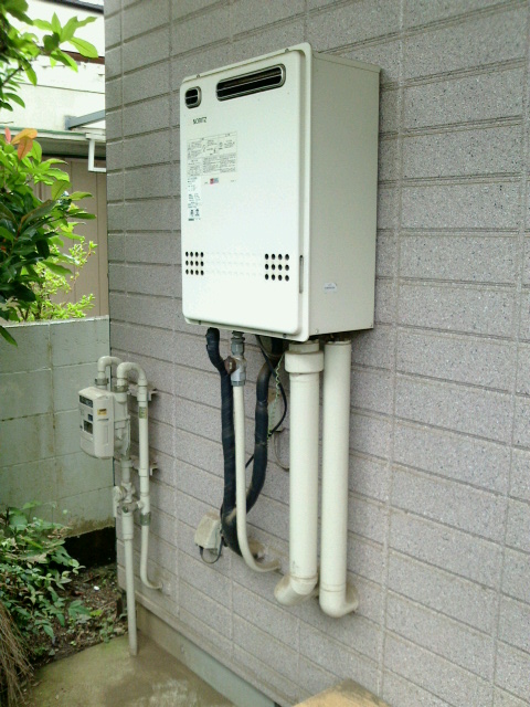ふろ給湯器（エコジョーズ） 青梅市 N様邸 before